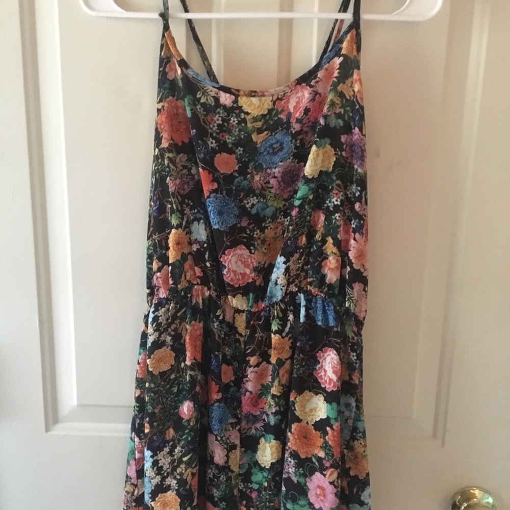 Super cute one piece!
